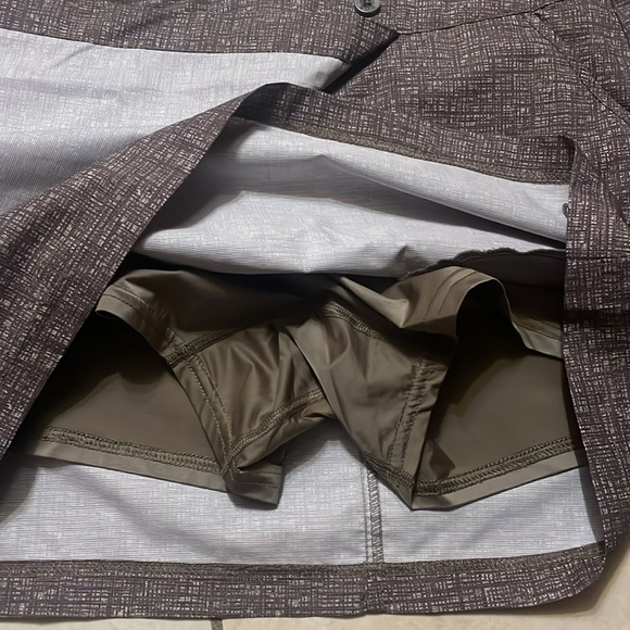 Cute skort! Great condition - Picture 4 of 6